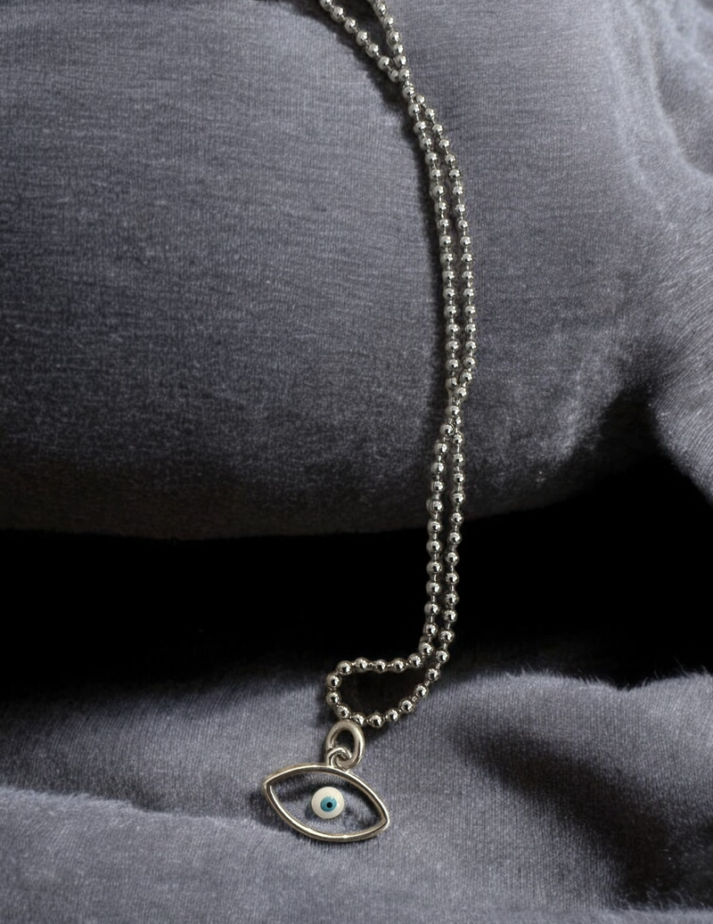 Fio em prata com medalha 🧿 (handmade )